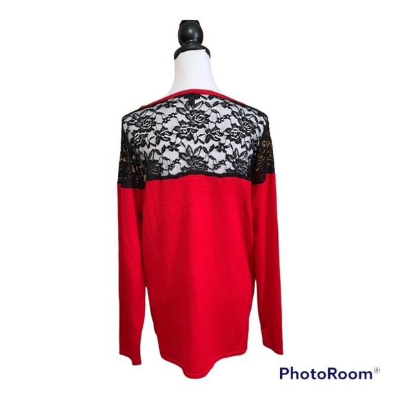 Torrid Pinup Red with Black Lace sweater size 1x - Picture 4 of 7
